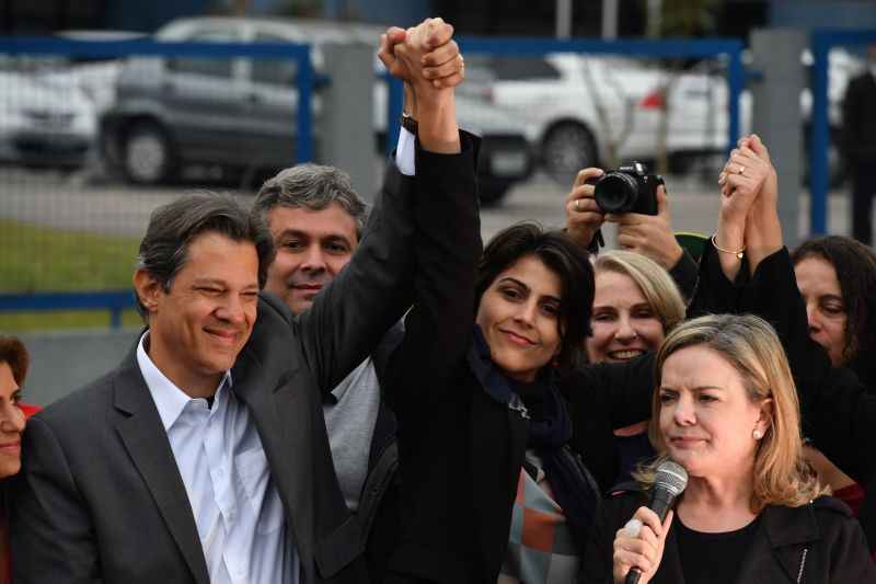 Nova chapa do PT, após o veto do TSE a Lula: Haddad e Manuela