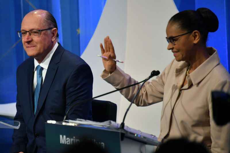 Geraldo Alckmin cresce muito lentamente nas intenções de voto, e Marina Silva caiu do segundo para o terceiro lugar nas pesquisas eleitorais