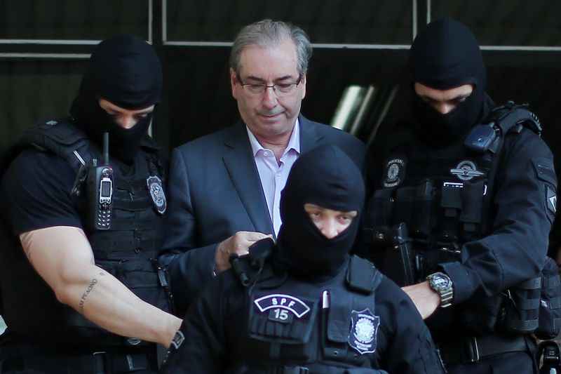 Mesmo com o habeas corpus concedido por Marco Aurélio, Cunha permanece preso por pesar contra ele outros três decretos de prisão