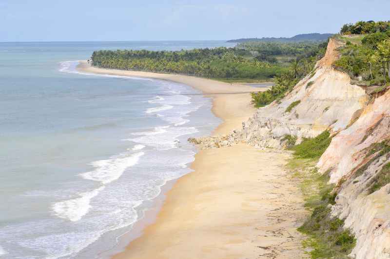 Curta as praias e os bons locais para comer