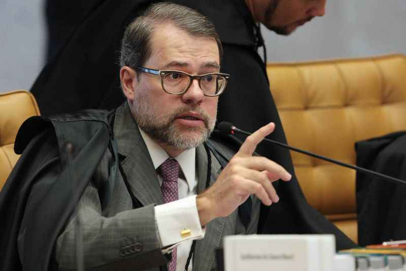 Ministro Dias Toffoli preside sessão da 2ª turma do STF.