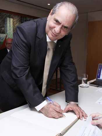 Amazonense José Roberto Tadros, novo presidente da CNC