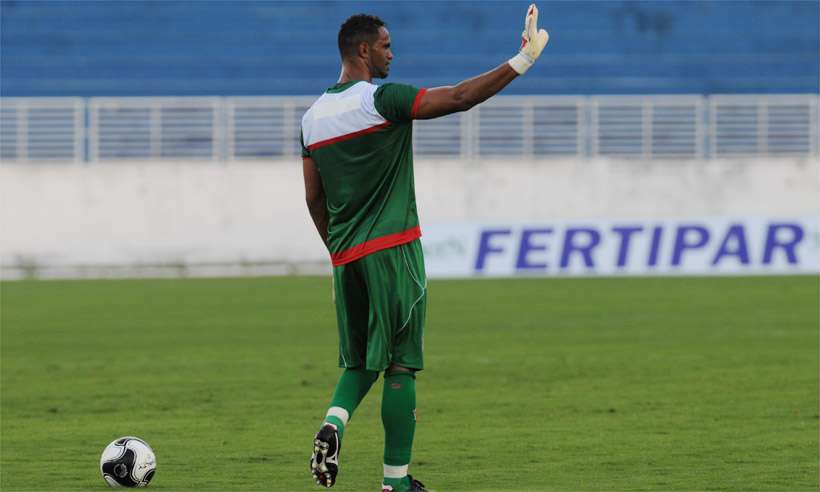 Bruno em treino no Boa Esporte, durante curto período em que deixou a prisão: atleta deve retomar contrato com o clube do Sul de Minas