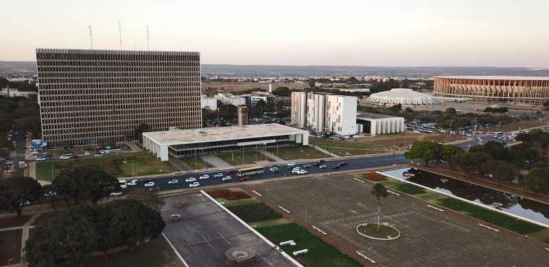 Candidatos à reeleição na disputa pela Buriti perderam para os adversários quase todas as vezes