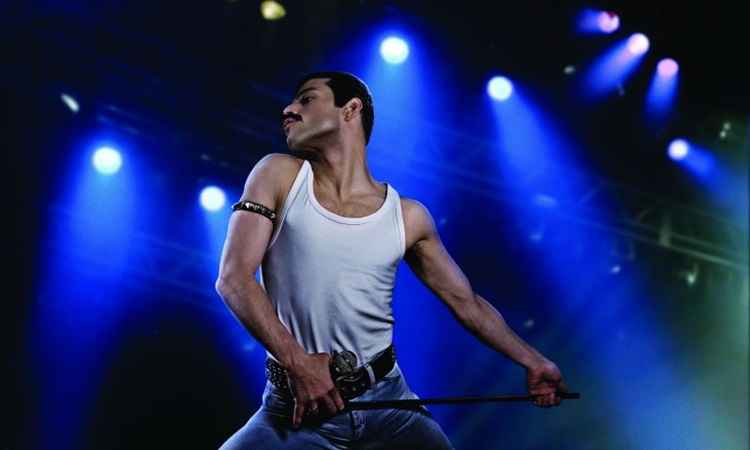 Rami Malek vive Freddie Mercury