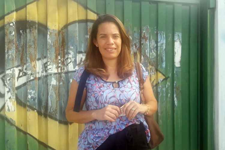 Mônica Oliveira, no Centro de Ensino Médio (CEM) 9 de Ceilândia