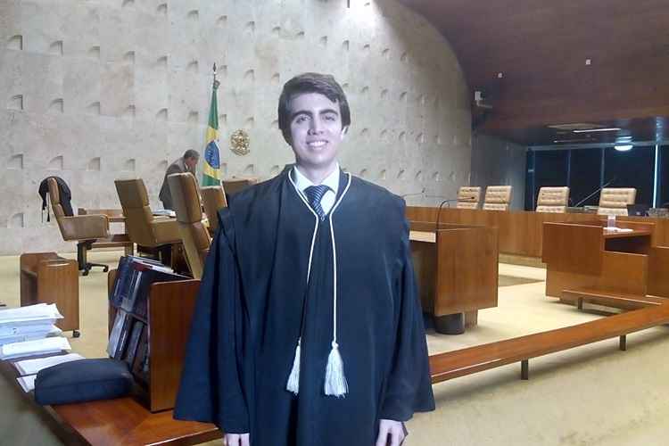 Mateus Ribeiro, de 18 anos, fez sua primeira sustentação oral num processo no STF: boas-vindas de ministros