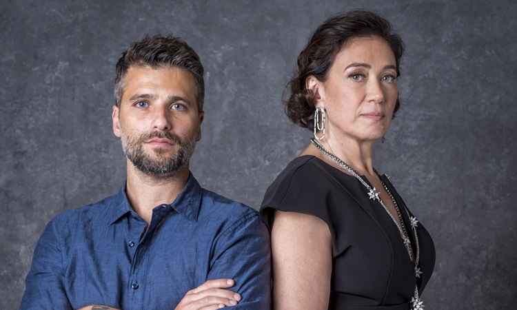 Após a pressão da mãe (Lília Cabral), Gabriel (Bruno Gagliasso) deixará Serro Azul