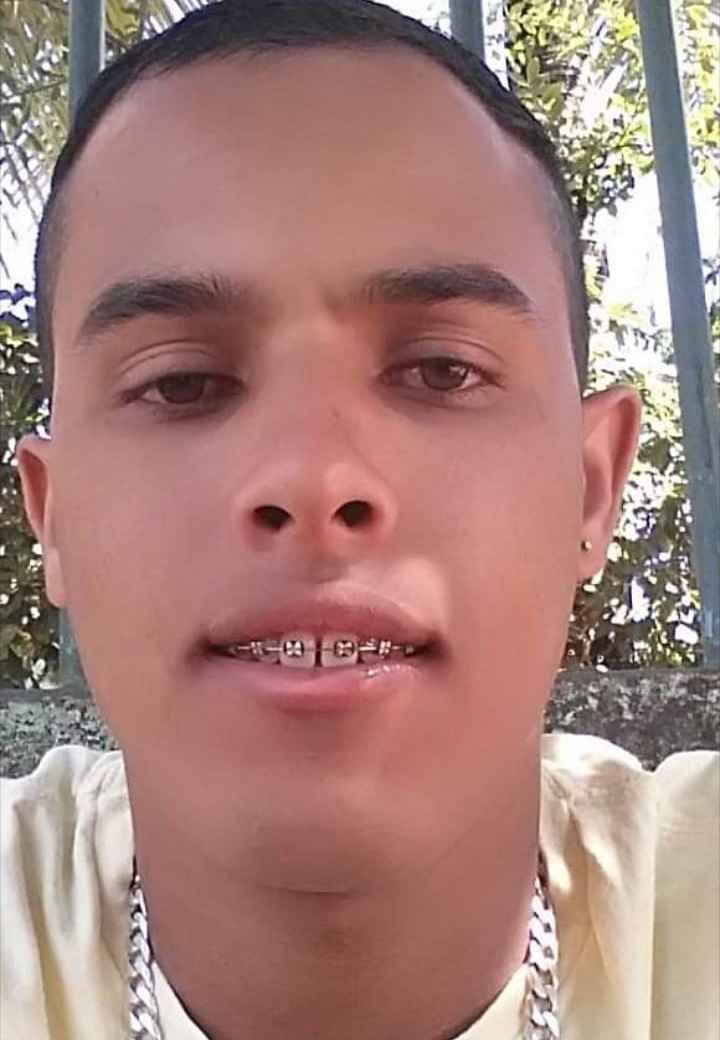 Polícia Civil procura Fabrício Claudino Machado, 24 anos, suspeito de atirar contra a ex-namorada