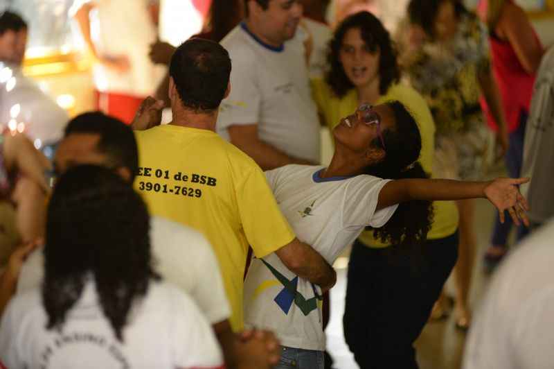 Alunos participaram do último ensaio, ontem: festa para premiar a dedicação ao longo do ano