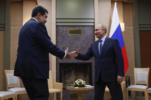 Maduro se reuniu na quarta-feira na residência oficial de Novo Ogarevo com seu colega russo, Vladimir Putin