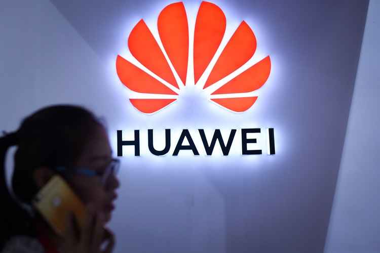 Japão vai proibir uso pelo governo de produtos da Huawei e ZTE
