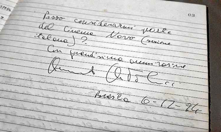 Autógrafo para Vladimir Carvalho:  Posso considerar-me parte do Cinema Novo (seção italiana). Com grandíssima honra. Bernardo Bertolucci