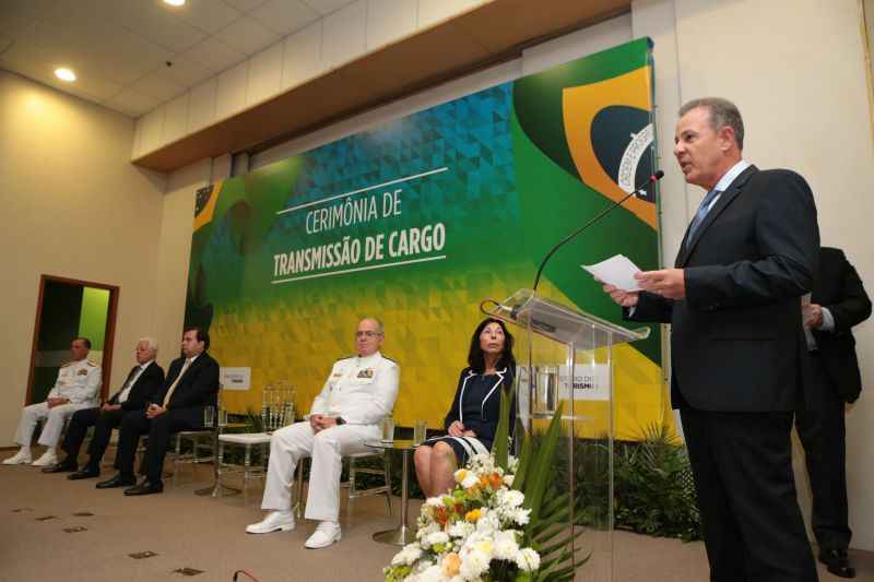 Cerimônia de transmissão de cargo do ministro de Minas e Energia, Bento Albuquerque