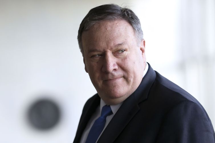 Mike Pompeo disse que os EUA podem ajudar a tirar a Venezuela da crise