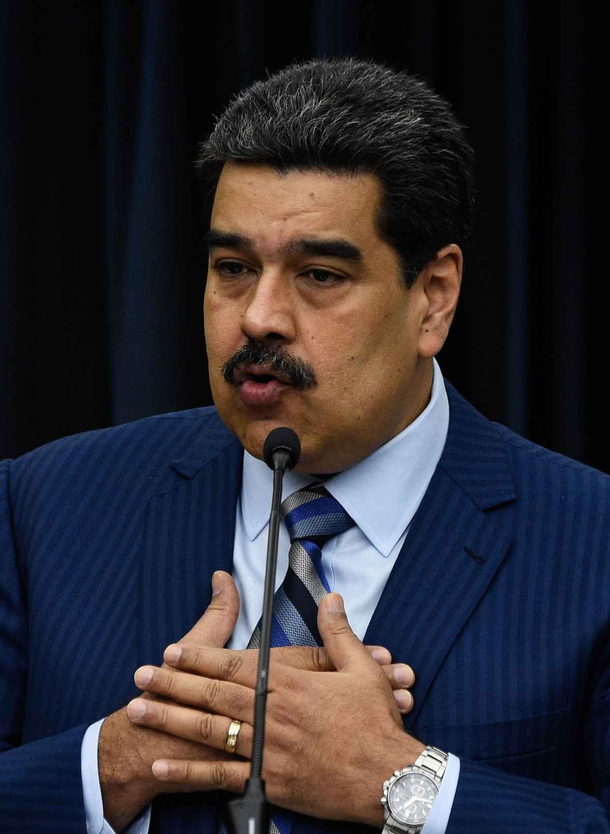 Governo venezuelano envia milhares de caixas de alimentos à Colômbia