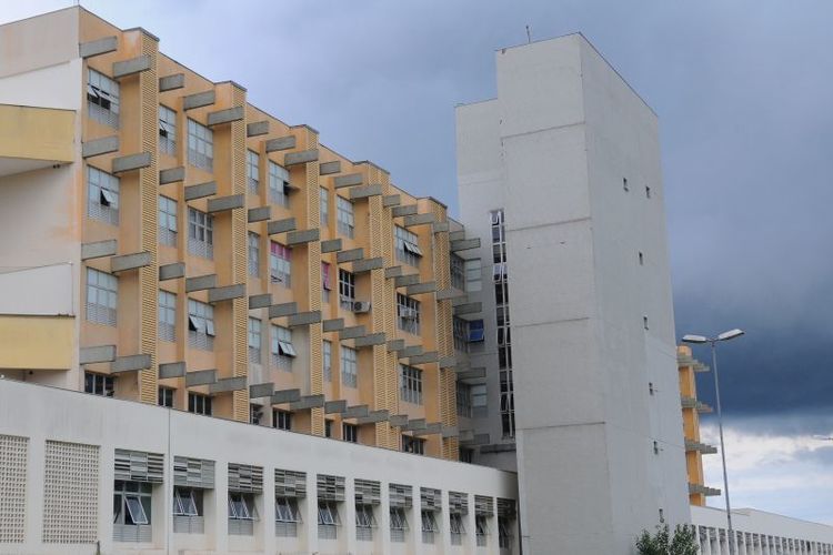 foto da fachada do Hospital Regional do Paranoá