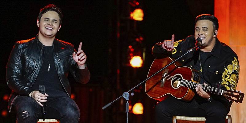 O novo DVD dos irmãos aposta no conceito da moda de viola, vertente clássica do sertanejo