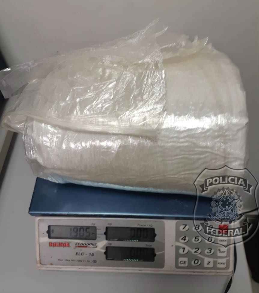 Cocaína apreendida com a mulher no aeroporto