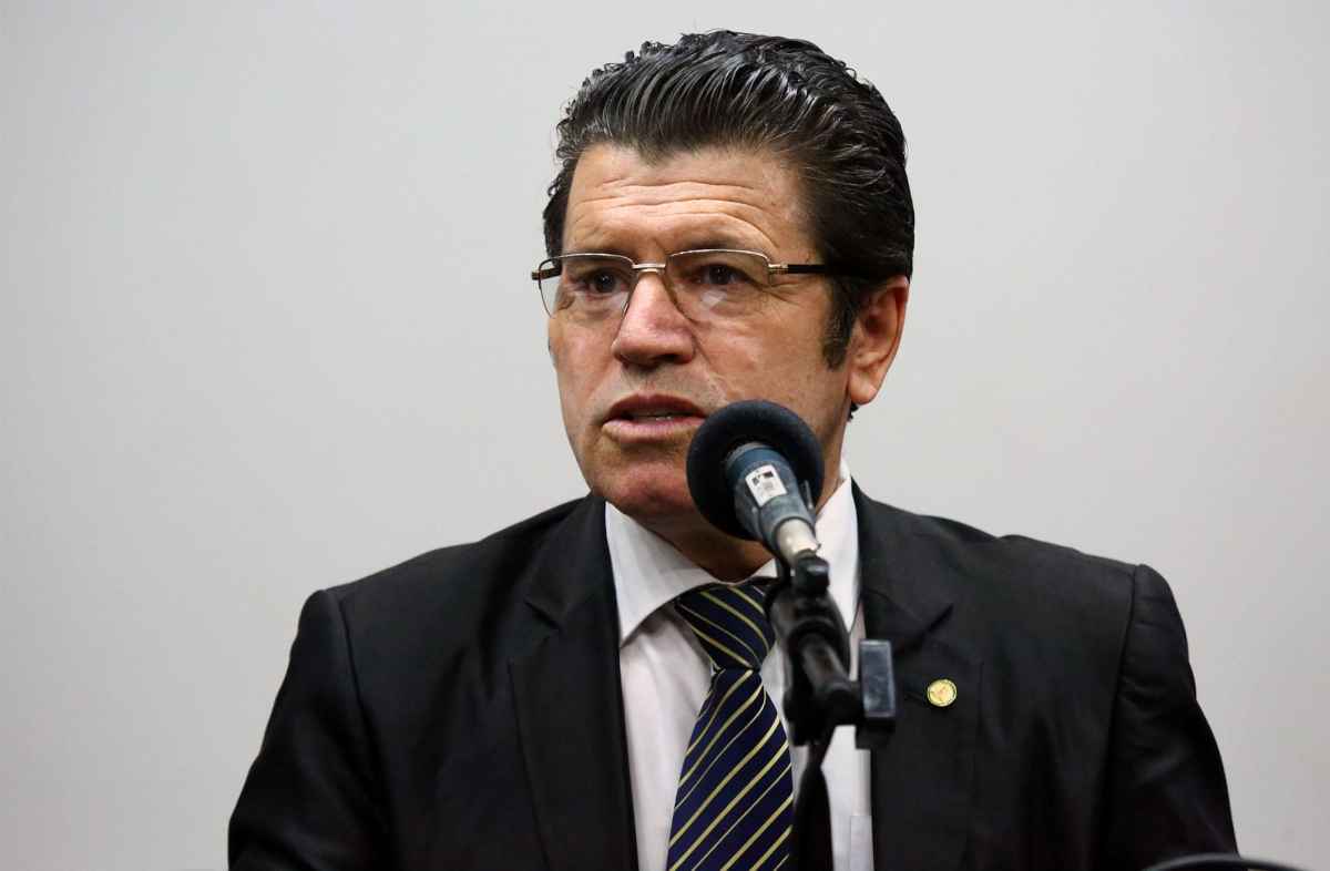 Assessor De Bolsonaro E Condenado A Pagar R 100 Mil Por Frases Homofobicas