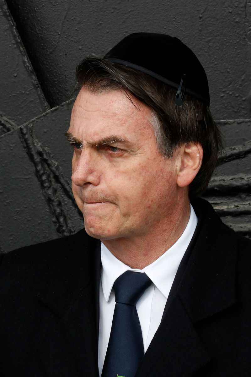 Pressionado, Bolsonaro indicou que partirá para negociações no varejo com partidos, mas a distribuição de cargos às siglas que integrarem a base de apoio foi batizada de 