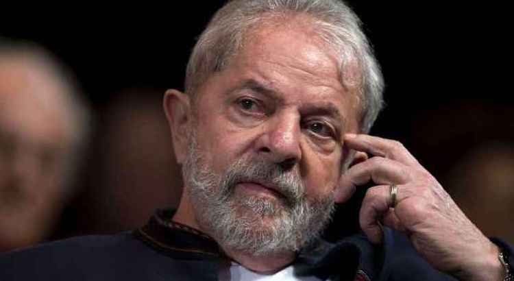 Luiz Inácio Lula da Silva cumpre pena de 12 anos e 1 mês no caso tríplex Guarujá (SP), na Superitendência da Polícia Federal, em Curitiba (PR)