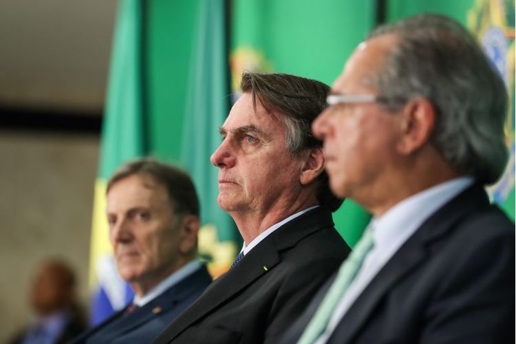 foto de Bolsonaro e Paulo Guedes