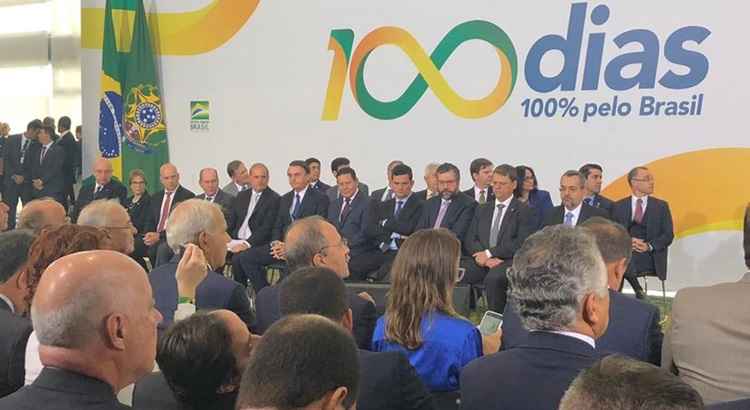 O presidente da República disse que o governo busca alavancar a economia