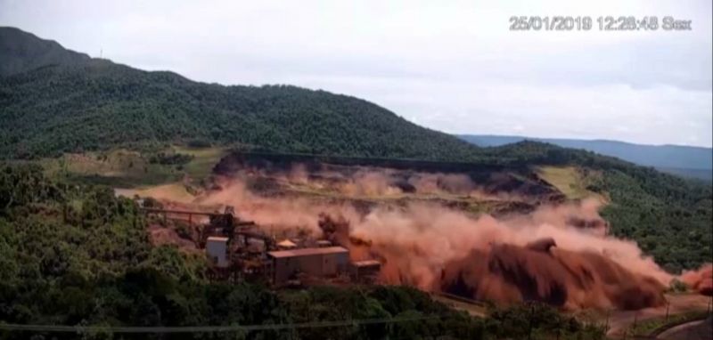 Momento exato do rompimento da barragem da Vale, em Brumadinho (MG)