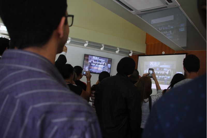 Entusiastas e autoridades se reuniram no Planetário de Brasília para acompanhar o pouso da nave Beresheet na Lua