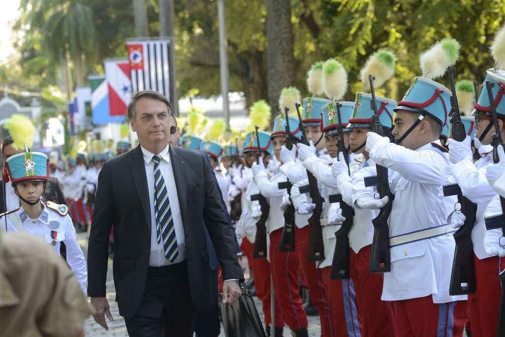 Bolsonaro durante comemorações dos 130 anos do Colégio Militar do RJ