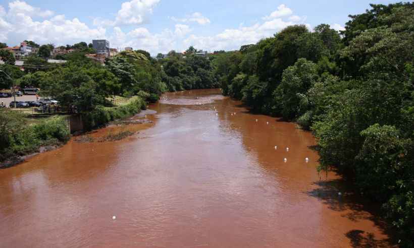 Rio Paraopeba foi atingido pelo mar de lama que desceu da barragem 1 da Mina Córrego do Feijão, da Vale, em 25 de janeiro