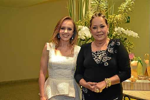 Patricia e a mãe aniversariante, Eliana Pimentel