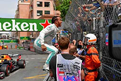 Piloto da Mercedes bateu o recorde do circuito de Mônaco: 1min10s166