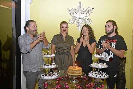 Silvio Jucá e Claudia, Victoria e João Gabriel