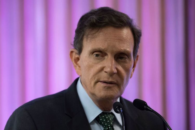 prefeito do Rio de Janeiro Marcelo Crivella após dizer que 'meninas não entendem nada',