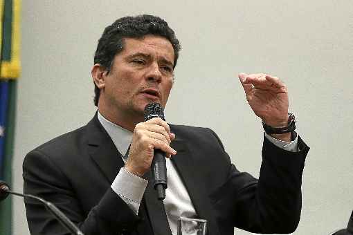 Para Sérgio Moro, isolamento dos chefes das organizações é essencial para conter o avanço da violência no país