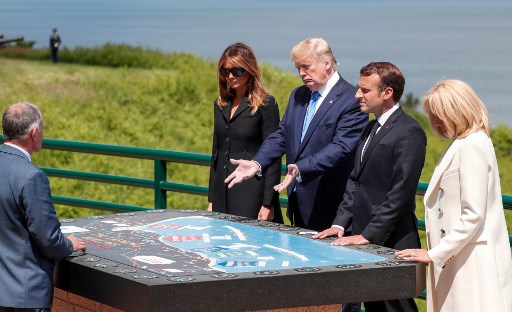 Macron e Trump exibem união durante homenagem aos veteranos do Dia D