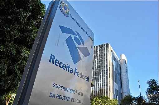 A redução da alíquota do Imposto de Renda está nos planos do governo: ideia é aumentar a base e reduzir a carga tributária e a incidência sobre os contribuintes