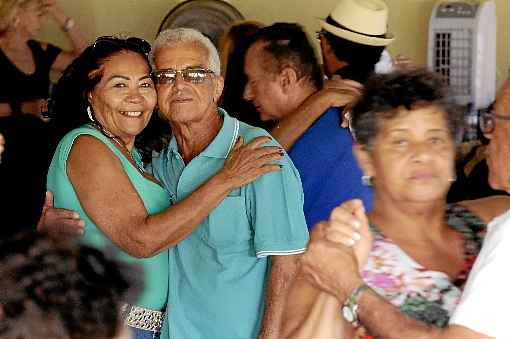 Antônia fala do encontro com Acelino: 