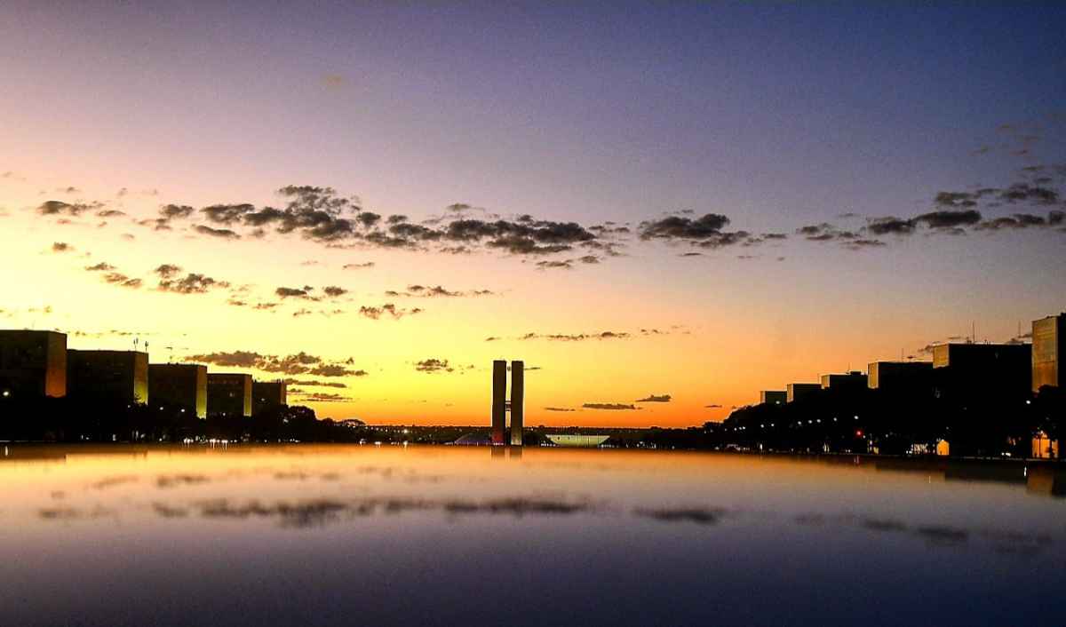 Segunda-feira será de céu claro e sem previsão de chuvas