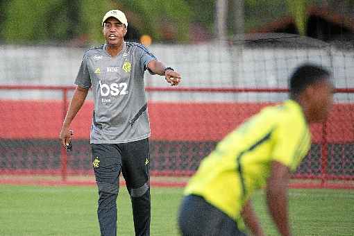 Marcelo Salles Interino, o técnico disputará o primeiro jogo no Mané à frente do Flamengo