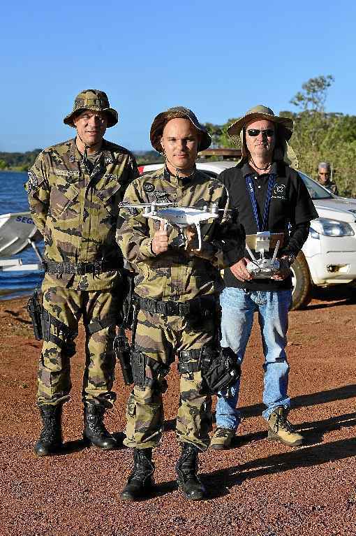 O sargento Jader Melo, o soldado Ronie Sousa e o especialista em geoprocessamento José Carlos Pottier