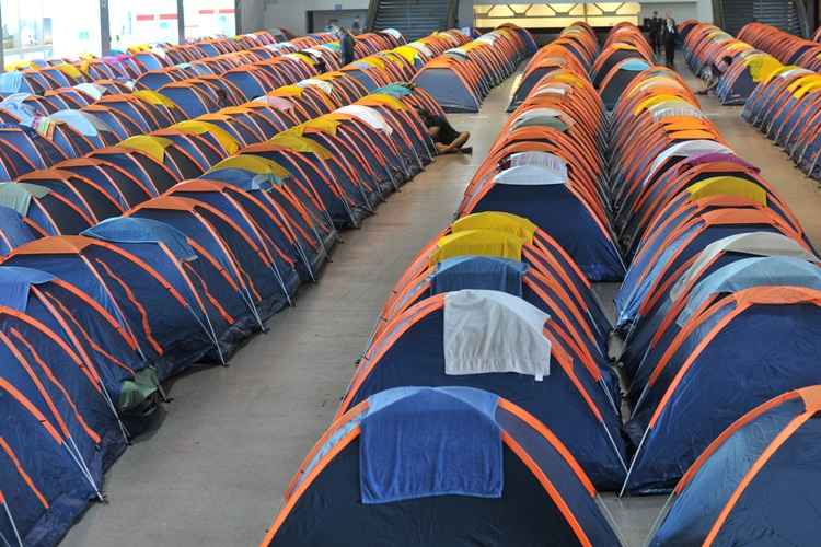 Participantes podem acampar durante o evento