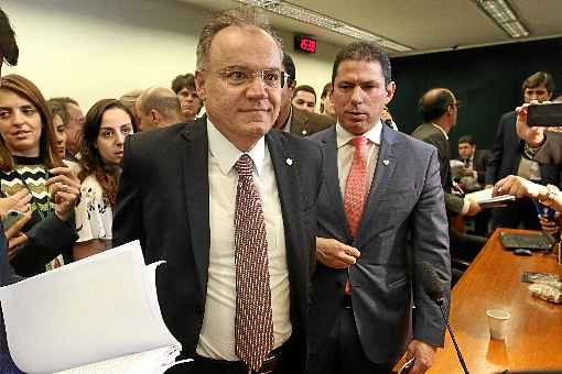 Texto do relator, Samuel Moreira (PSDB-SP), começa a ser discutido hoje na Comissão Especial