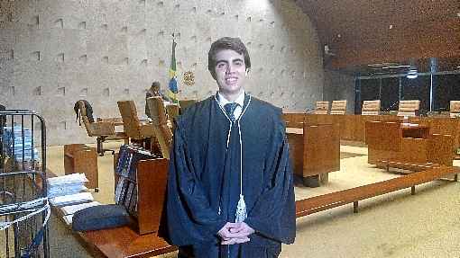 O brasiliense Mateus Ribeiro fez história ao fazer sustentação oral no Supremo com apenas 18 anos de idade