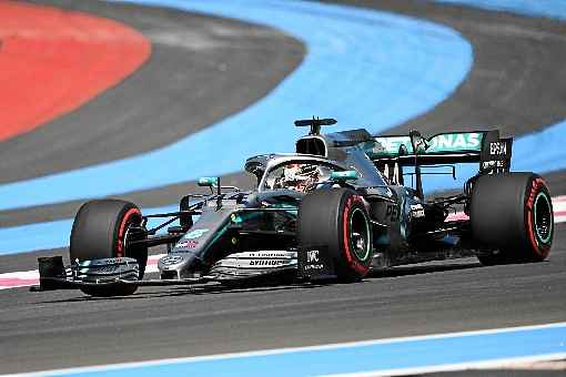 Líder da temporada, Hamilton bateu o recorde de volta na pista francesa