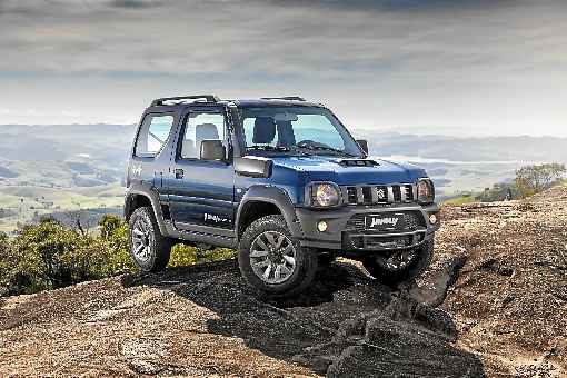 Suzuki lança linha 2020 do Jimny com preços entre R$ 71.490 e R$ 89.990. Versões mais caras ganharam novidade no visual e na lista de equipamentos. Conjunto mecânico continua o mesmo