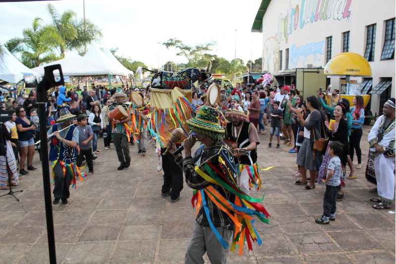 O projeto Feira Domingo Bom é mensal e segue até novembro no Taguaparque