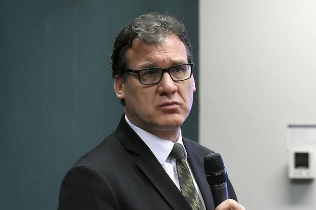 Presidente do Inep, Camilo Mussi, diz que arquivos foram enviados três dias antes do prazo